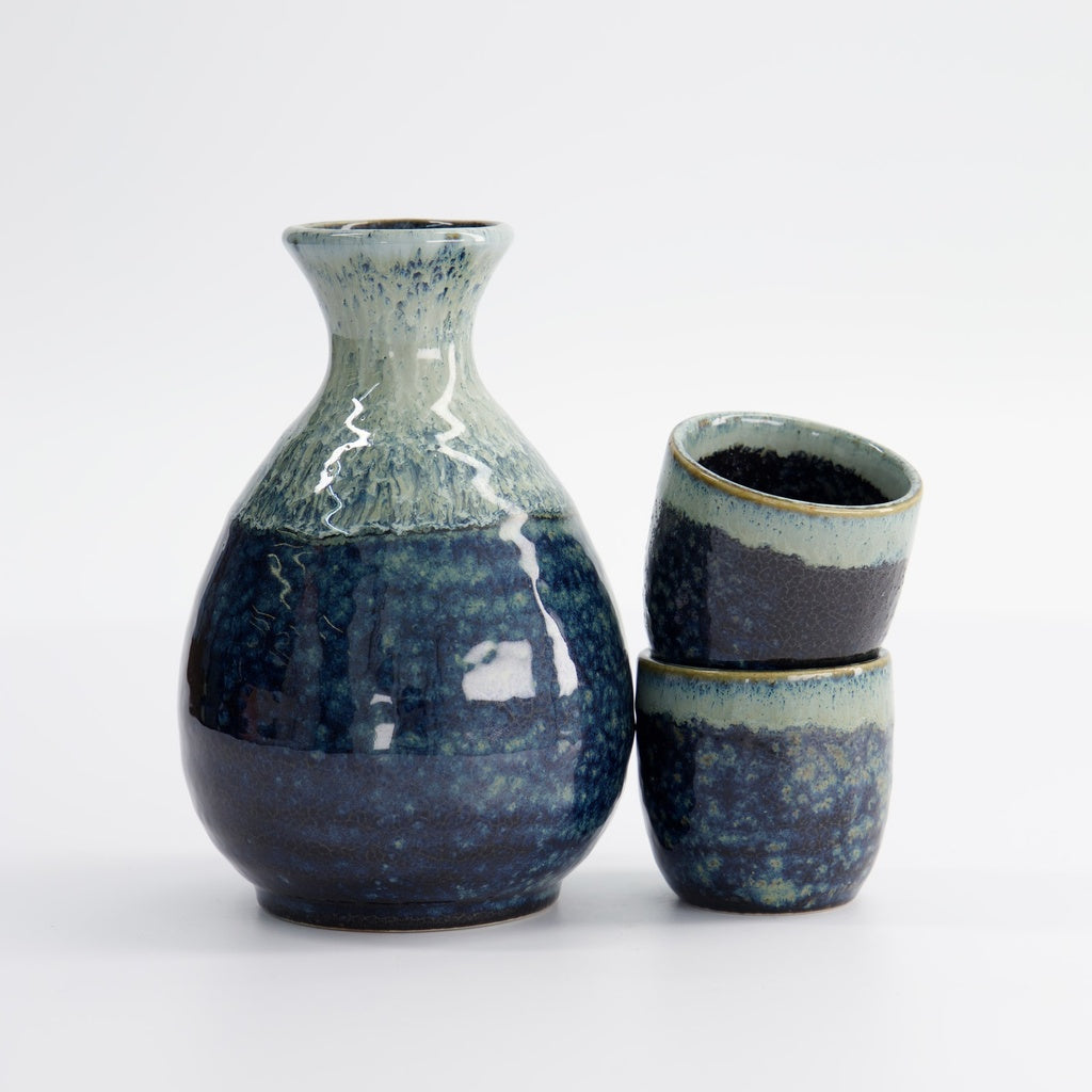 Sake Set 1:2 Namako Unofu 8x12.5cm + 4.5x4.5cm (300ml +50ml) 3pcs