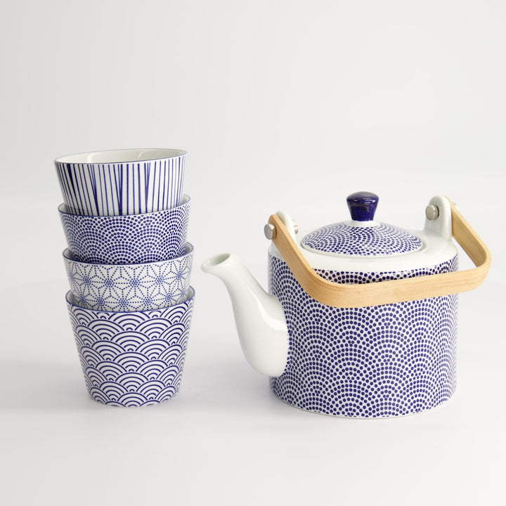 Nippon Blue Tea Giftset Dots 0.8lt w/ 4 Cups Lines-Star-Dots-Wave