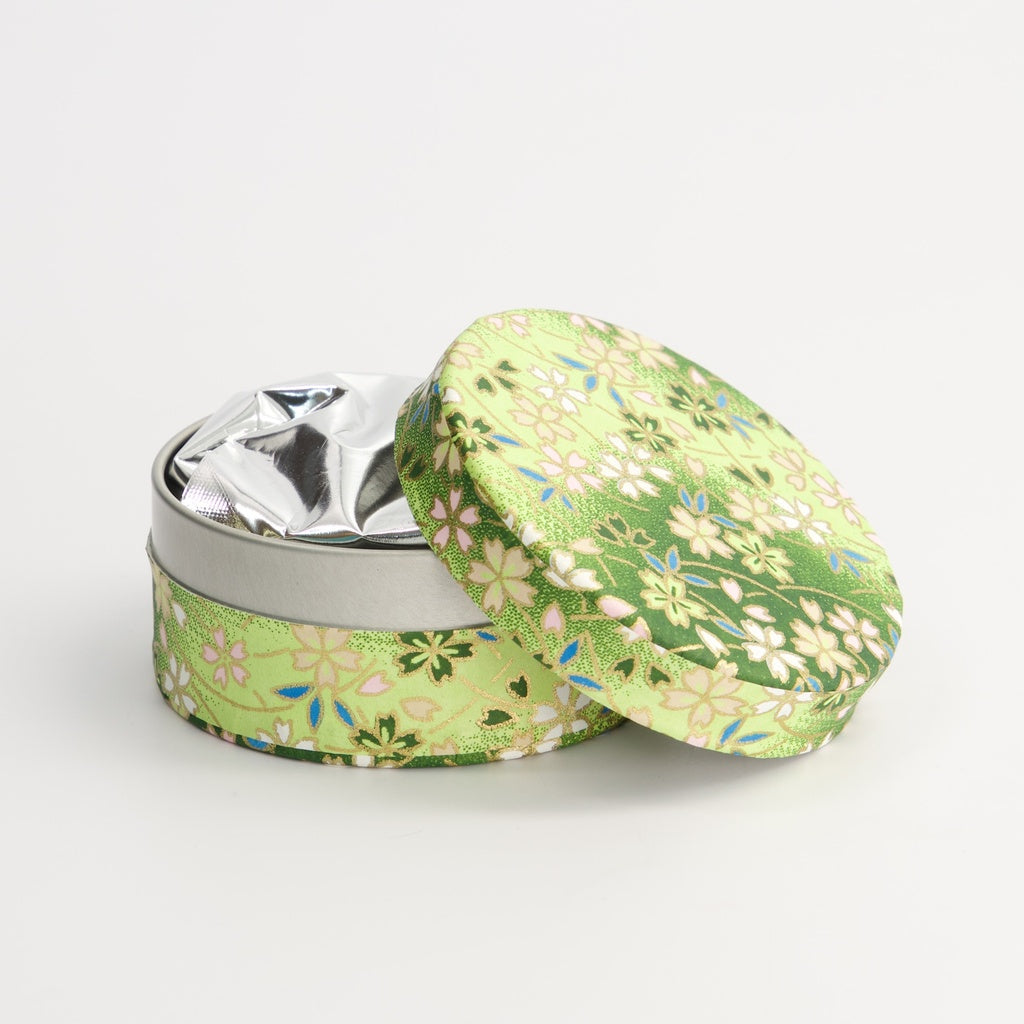 Matcha with Sakura Tea Container 7.5x3.3cm 30g Green