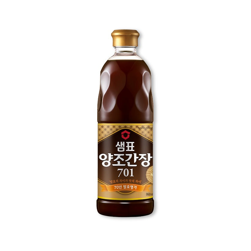 Sempio Naturally Fermented Soy Sauce 701 860ml